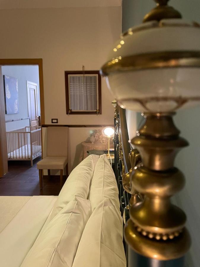 Guest House Le Ginestre Dell'Etna Belpasso Bagian luar foto