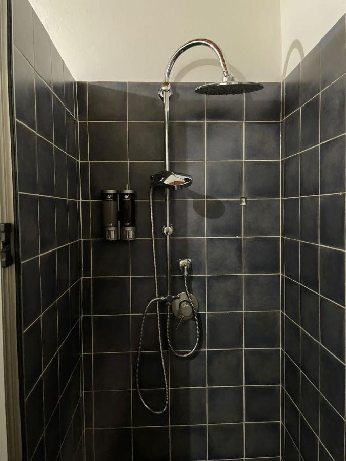Guest House Le Ginestre Dell'Etna Belpasso Bagian luar foto